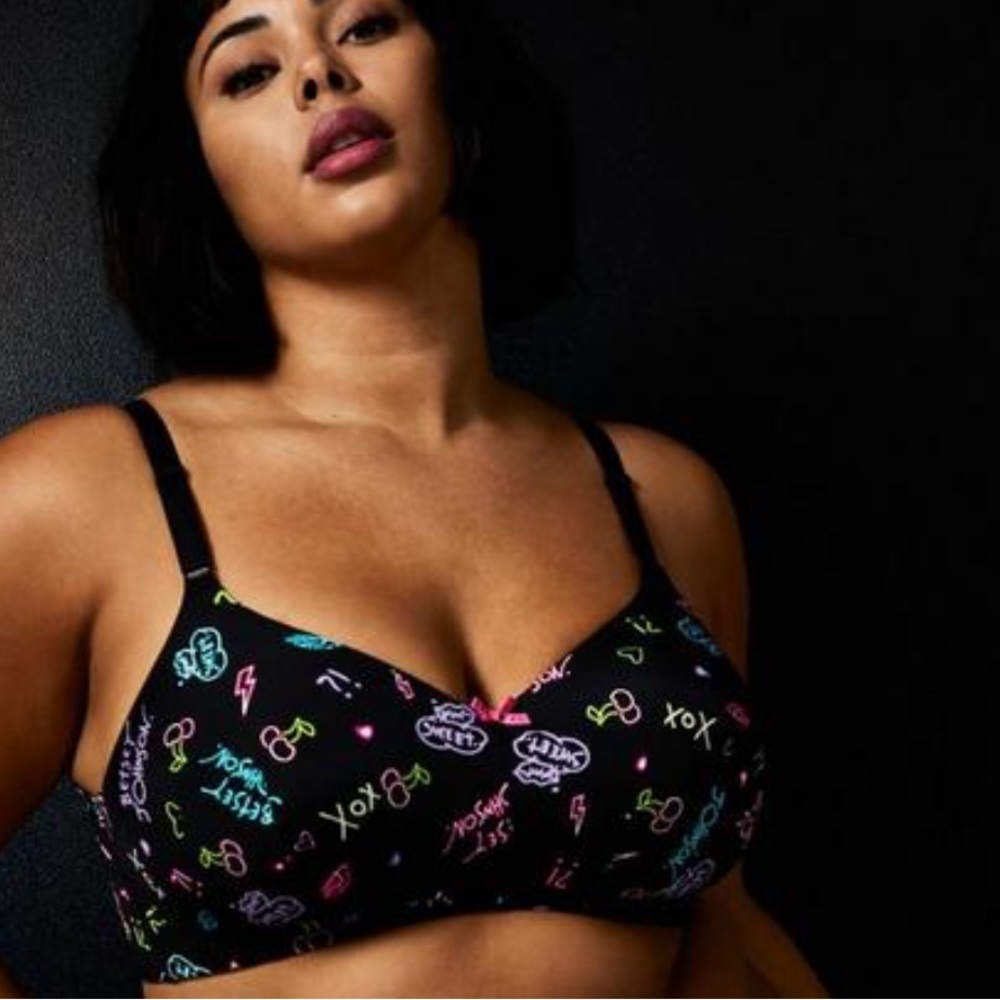 Torrid Betsey Johnson Neon Dream 360 Back Smoothing Lightly Wire Free Bra 44B
